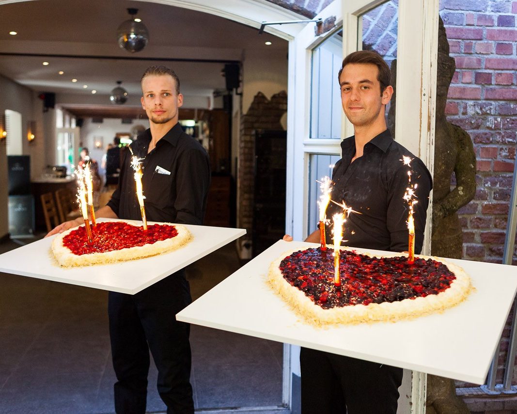 hochzeitstorte herzen ratingen auermuehle