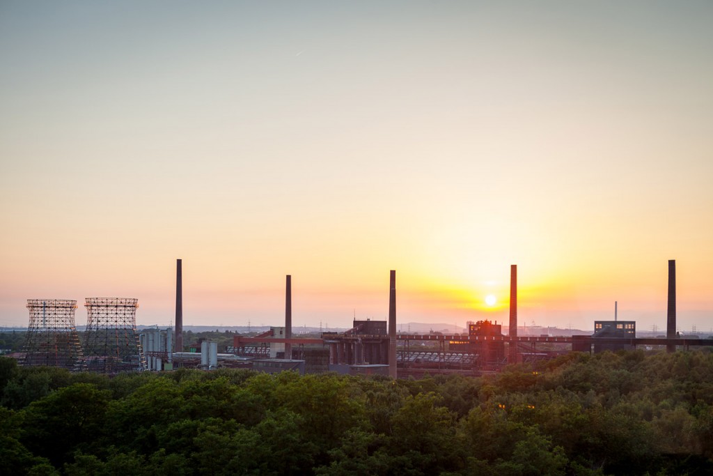 Sonnenuntergang Location  Zeche Zollverein Erich-Brost-Pavillon