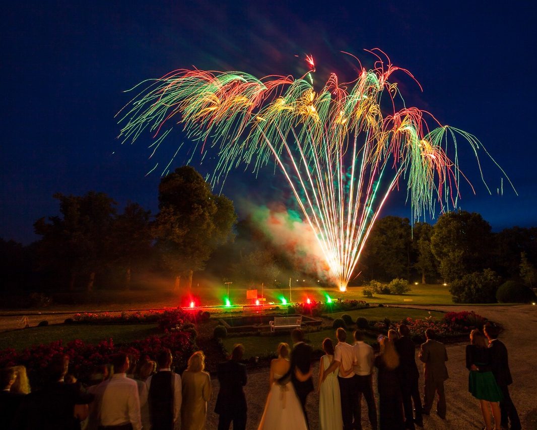 Location Schloss Hertefeld mit Hochzeitsfeuerwerk