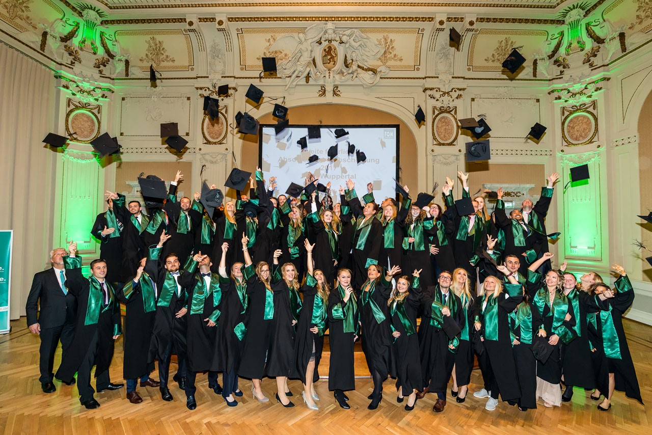 Gruppenbild in NRW mit Studenten