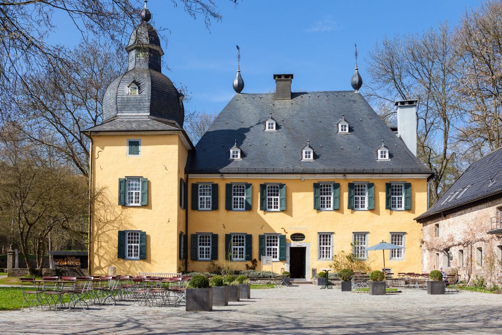 Hochzeitslocation Schloss Lüntenbeck in Wuppertal
