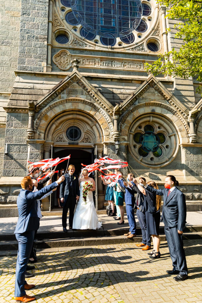 kirche nrw hochzeit spalier